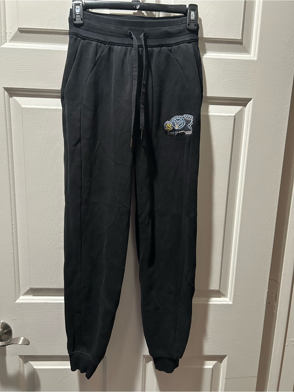 Lululemon Memphis Grizzlies Scuba High-Rise Jogger Full Length in Black Size 2